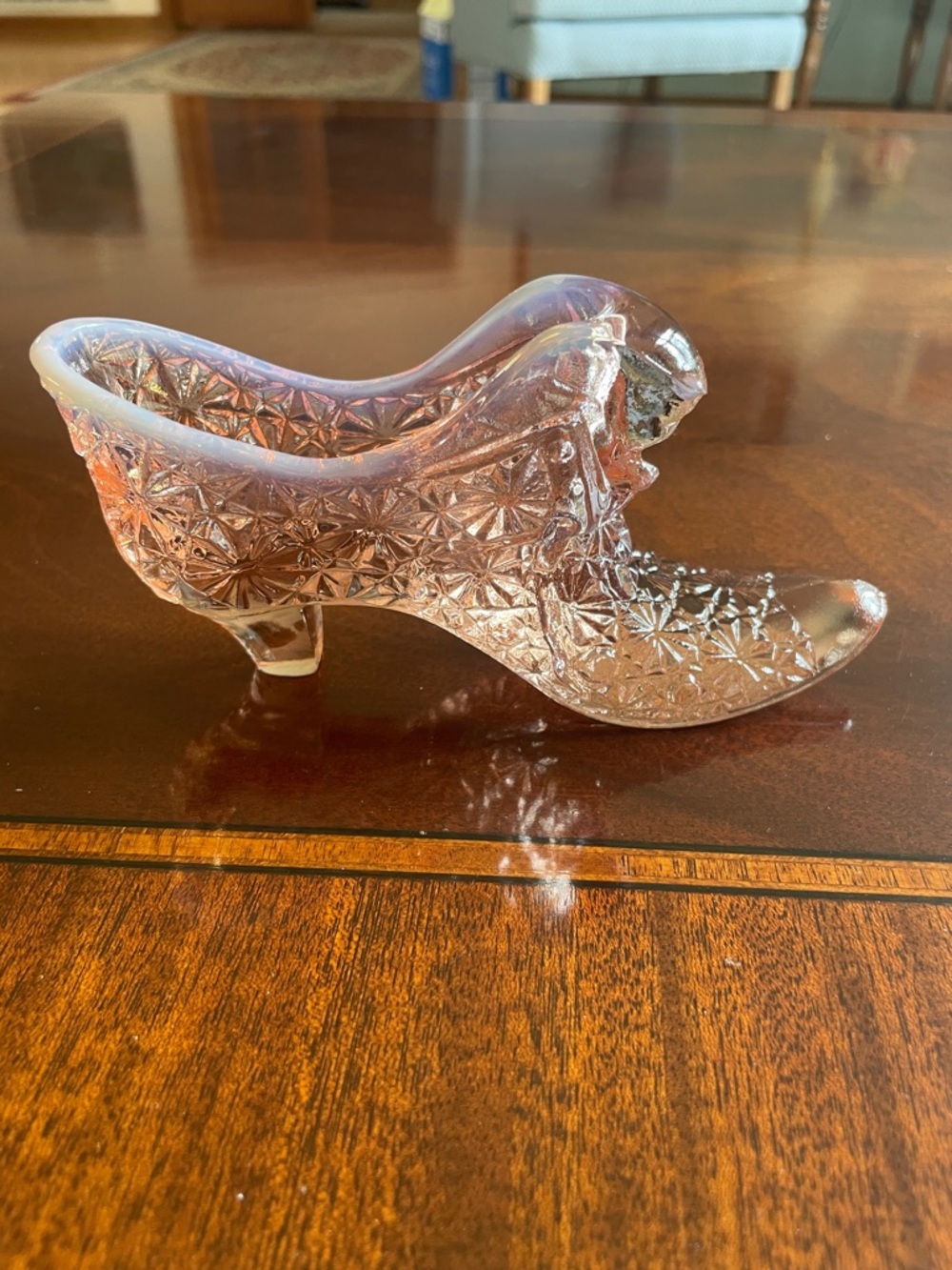 Fenton Peach Opalescent Daisy and Button Cat Head Slipper".